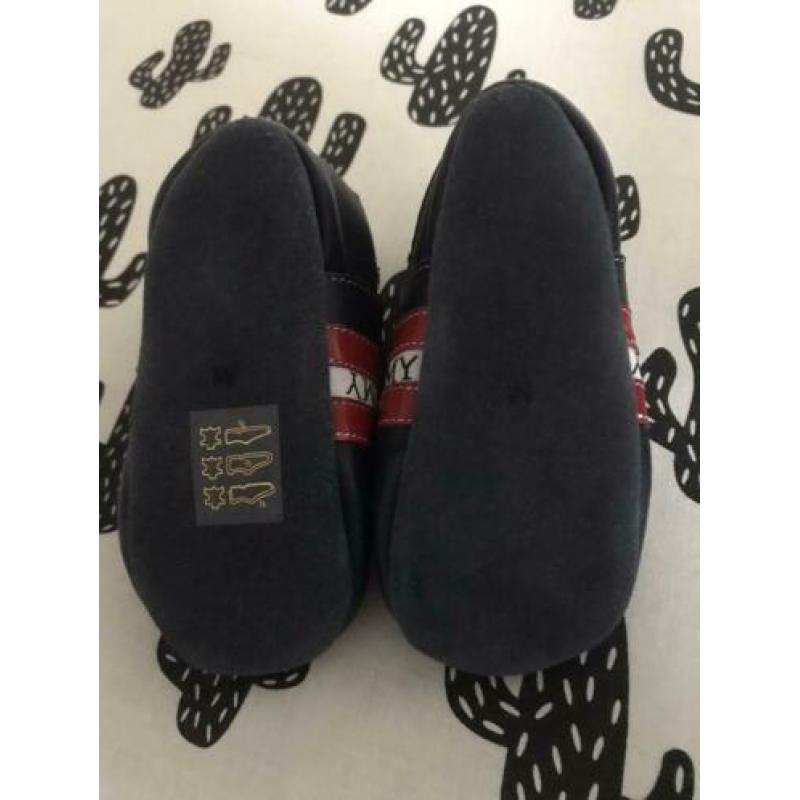 Nieuwe Boumy leren slofjes/schoenen maat M 19/20