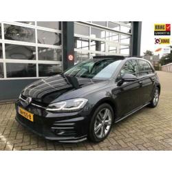 Volkswagen Golf 1.5 TSI Highline Business R