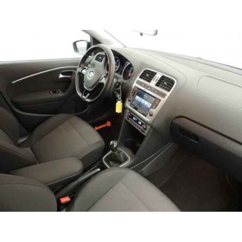 Volkswagen Polo 1.2 TSI 5drs Highline (navi,xenon,pdc,clima)
