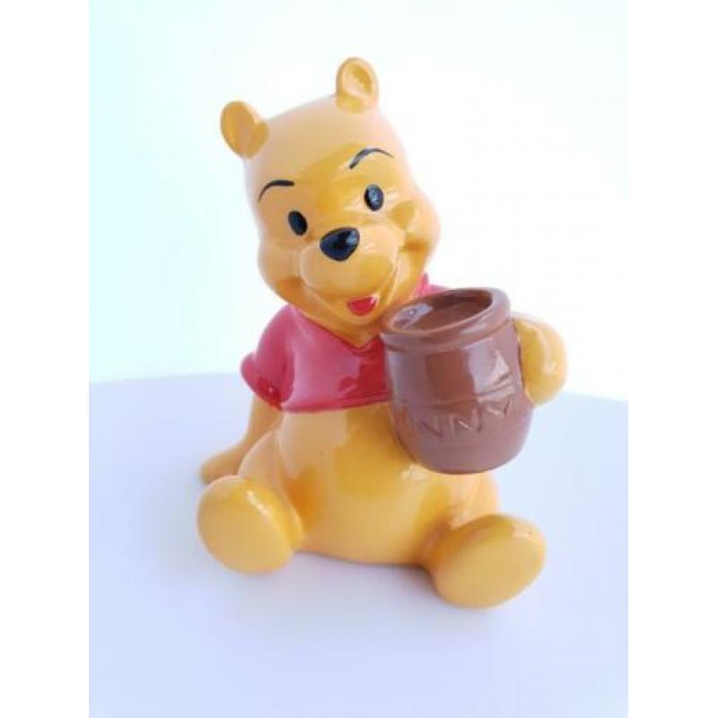 Winnie de Poeh beeldje met honingpot cadeautip