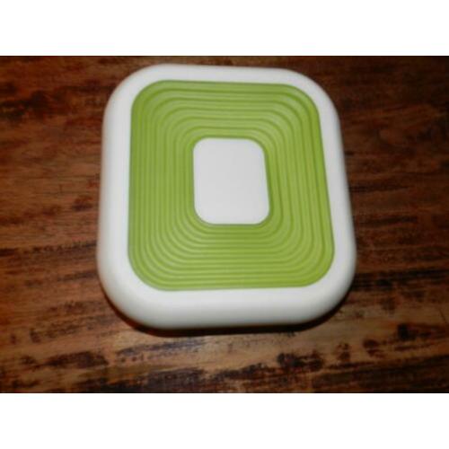 Zo goed als nieuwe Tupperware bewaardoos.