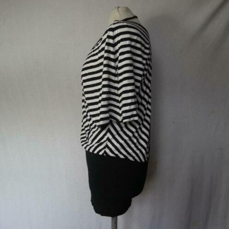 Heel mooi zwart-wit dames t-shirt.Mt 36.Merk Dolce Vita
