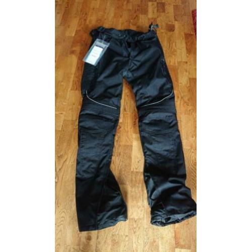 Nieuw! Motorbroek Germas Maat L incl. Wintervoering.