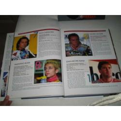 Yamaha Motorcourse '97-'98 - Races-Tracks-Coureurs - KadoiD?