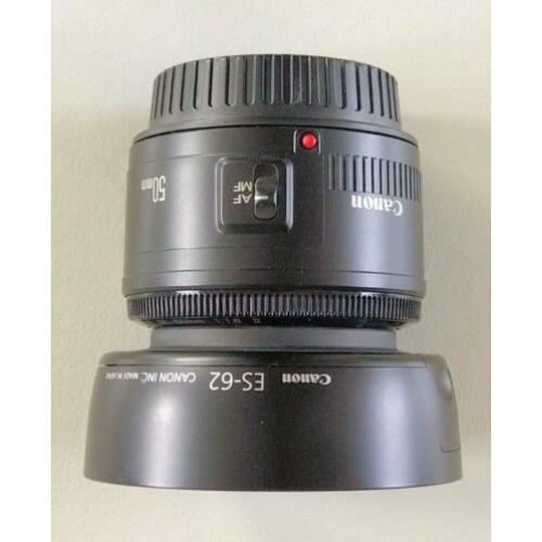 Canon 50mm lens 1.8 II met originele zonnekap