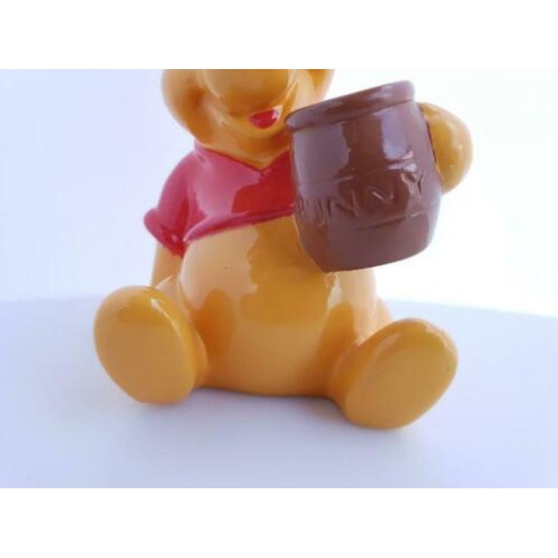 Winnie de Poeh beeldje met honingpot cadeautip