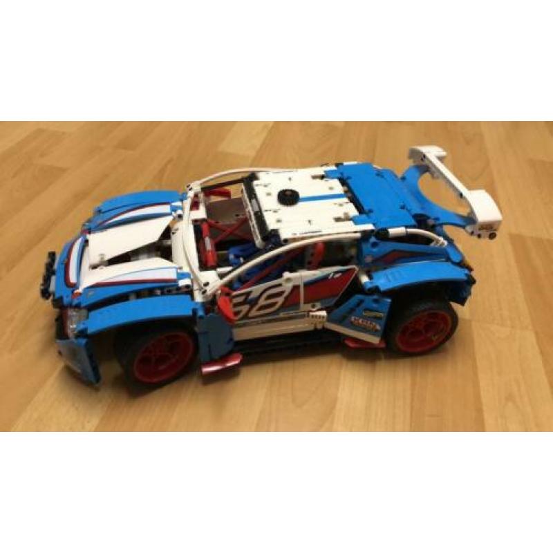 Lego technic rally auto 42077