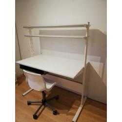 bureau wit, verstelbaar met kabelgoot en bureaustoel