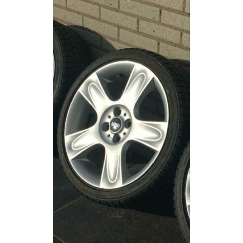 Origineel 17” Mini One Cooper S Star Bullet 4X100 205 40 17