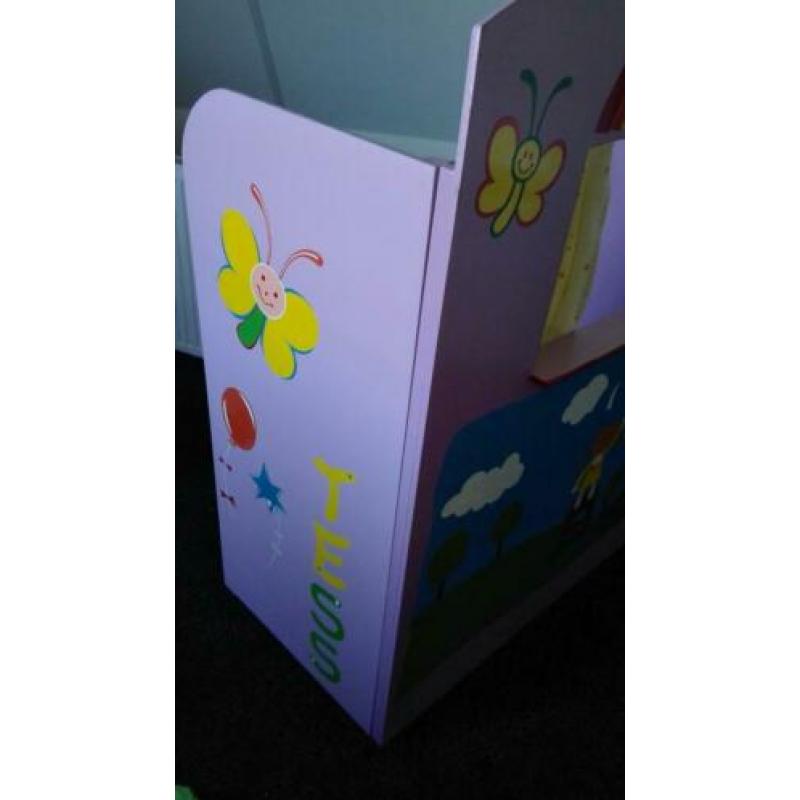 Poppenkast incl 5 handpoppen