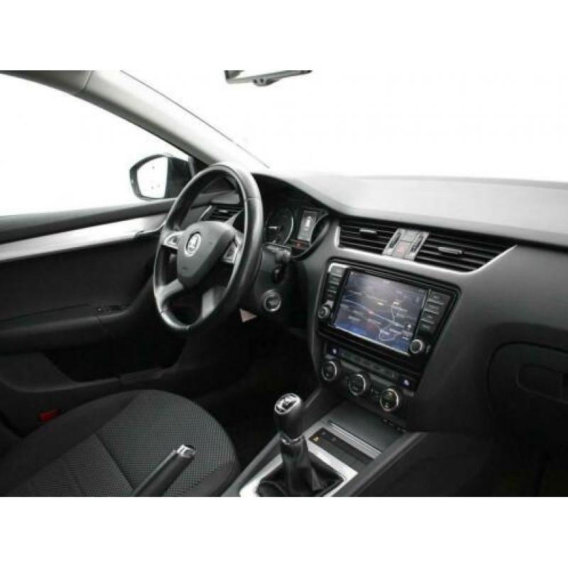 Skoda Octavia Combi 1.6 TDI GREENLINE BUSINESSLINE + XENON /
