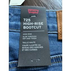 LEVI”s bootcut 725 spijkerbroek 31 L 32