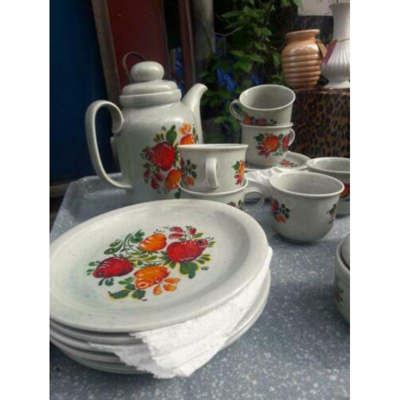 Retro / vintage servies bloem