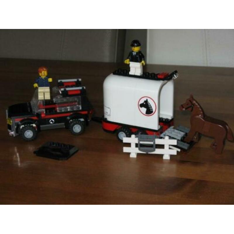 lego 7635 Paardenwagen met aanhangeren instructie