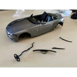 1:18 BMW Z4 met raam schade