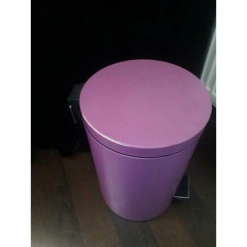 Roze metallic prullenbak