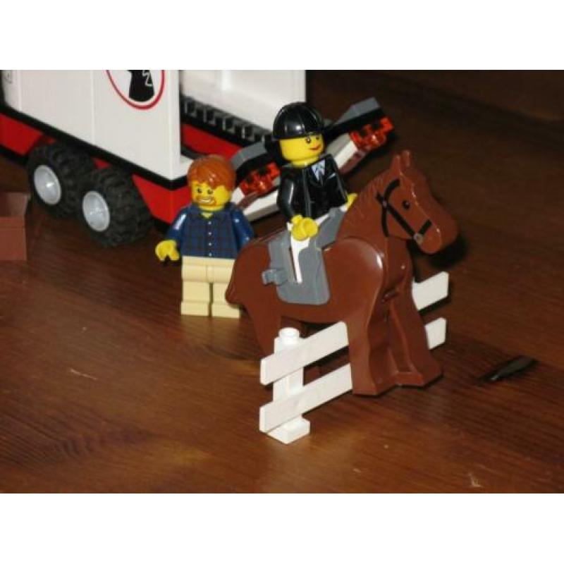 lego 7635 Paardenwagen met aanhangeren instructie
