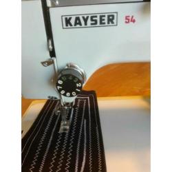 Mooie oerdegelijke Pfaff Kayser 54 goed werkend