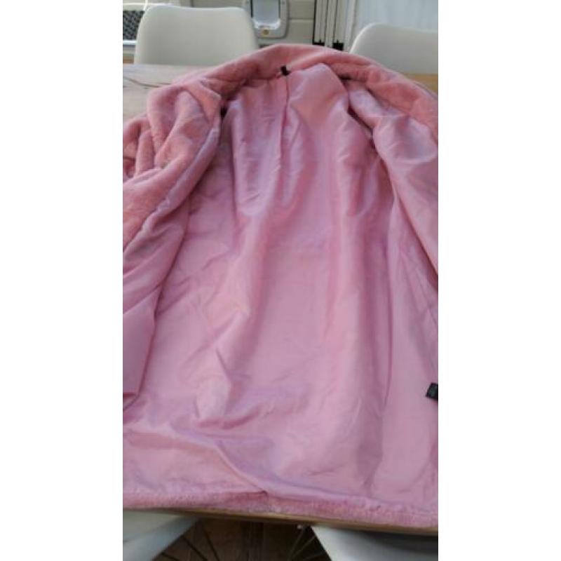 Roze winterjas