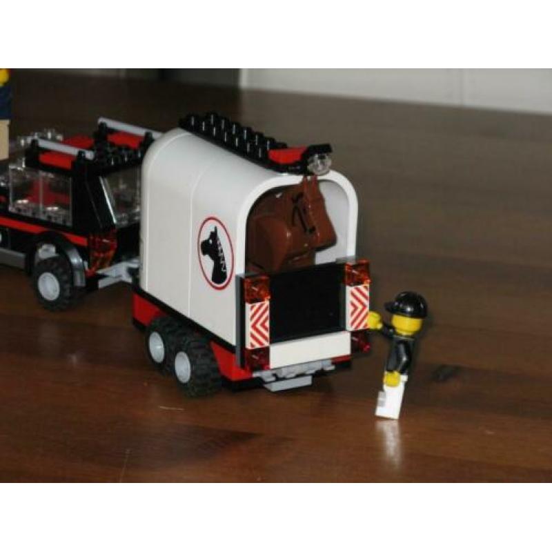 lego 7635 Paardenwagen met aanhangeren instructie