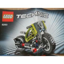 LEGO Technic Tractor en Motor (2 in 1)