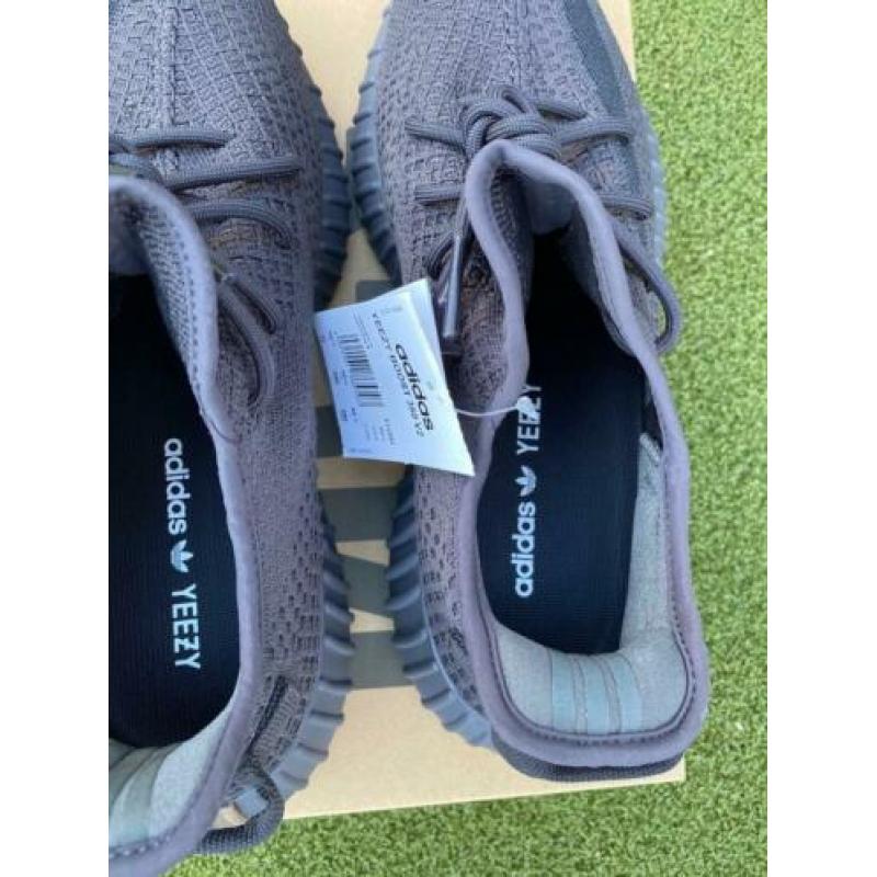 Yeezy boost 350 V2 cinder