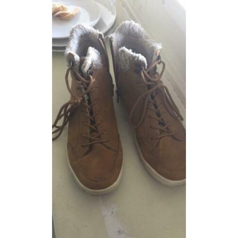 Schoenen maat 37