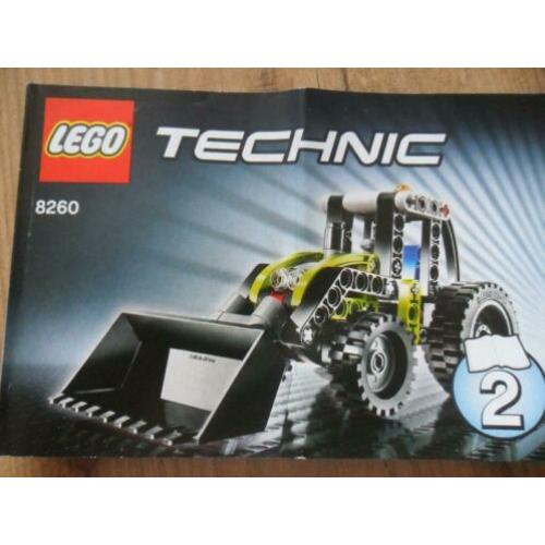 LEGO Technic Tractor en Motor (2 in 1)