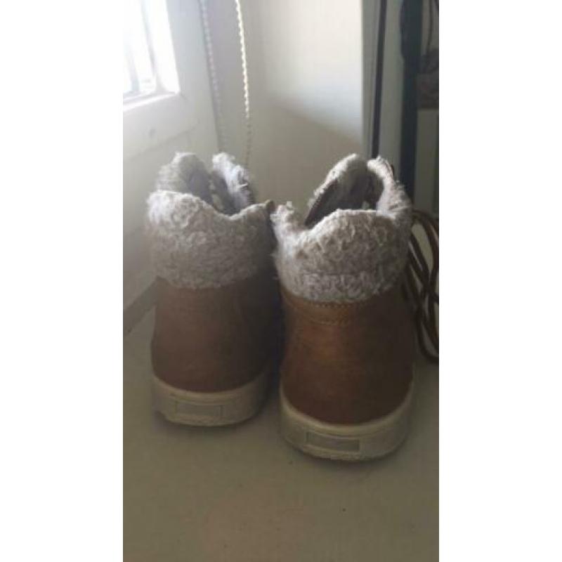 Schoenen maat 37