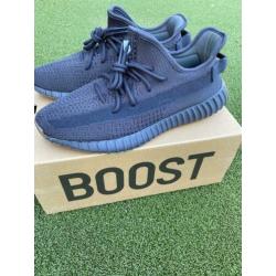 Yeezy boost 350 V2 cinder
