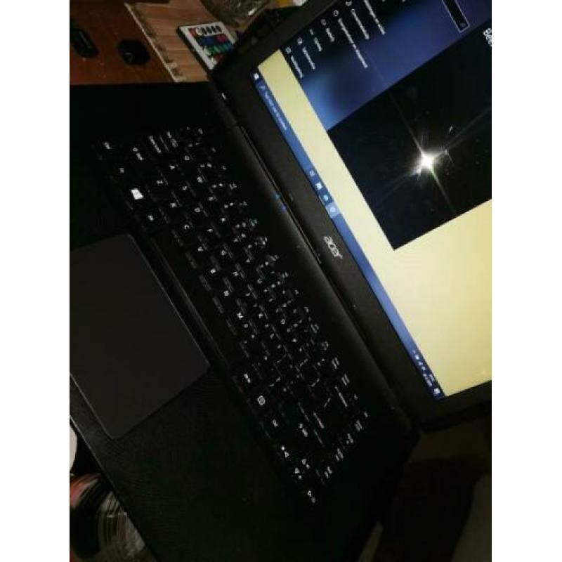 ACER aspire ES, in perfecte conditie.