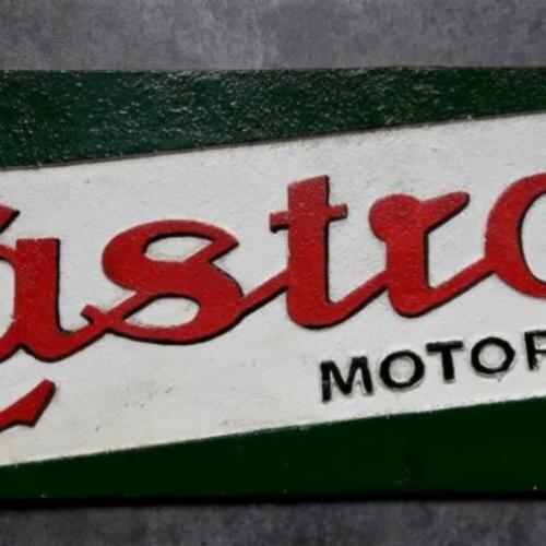 zwaar ijzeren plaat van Castrol motor oil garage reclame