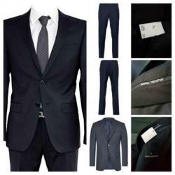 Navy kleur 2-delig kostuum Daniel Hechter buikmaat 26 €95