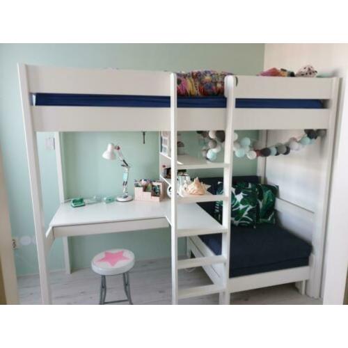 Witte hoogslaper met extra stoel/bed