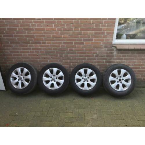 5 x 115 velgen + banden 16 inch