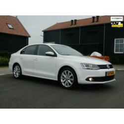 Volkswagen Jetta 1.2 TSI Comfortline SCHUIFDAK NAVIGATIE PDC