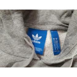Adidas hoodie maat M