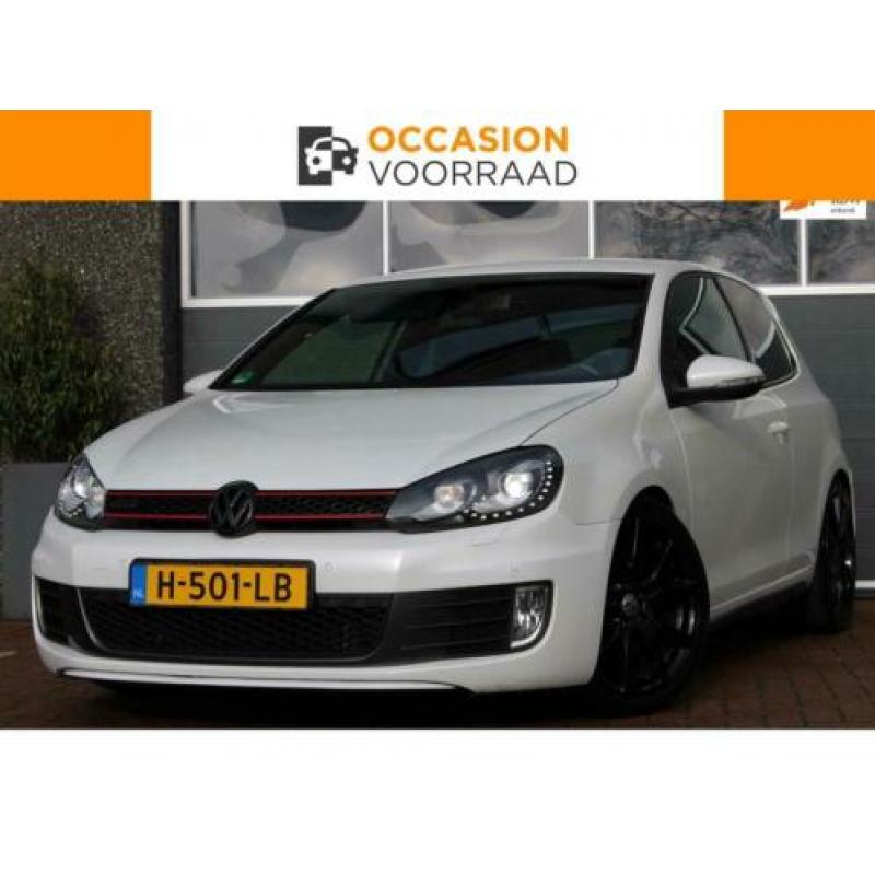 Volkswagen Golf 2.0 GTI DSG / PARELMOER / ADIDA € 13.950,00
