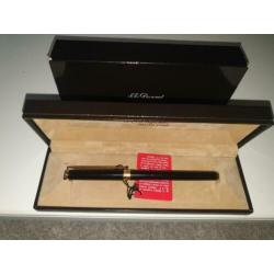 ST DUPONT PEN . Bieden naar waarden aub