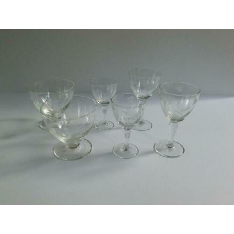 6 antieke kristallen glaasjes