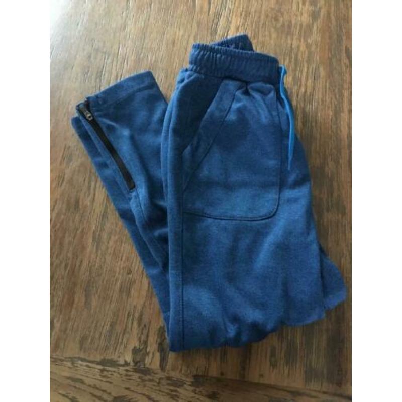 H&M trainingsbroek maat 122 / 128 jongen jogging broek