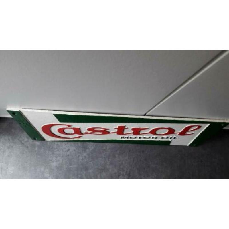 zwaar ijzeren plaat van Castrol motor oil garage reclame