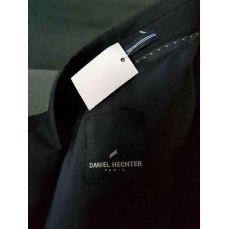 Navy kleur 2-delig kostuum Daniel Hechter buikmaat 26 €95