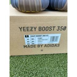 Yeezy boost 350 V2 cinder