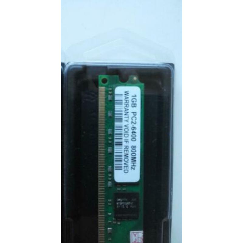 DDR2 PC2-6400 4 x 1GB 800MHz desktop