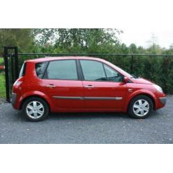 Renault Scénic 2.0-16V Privilège Luxe AUTOMAAT AC APK03-2021
