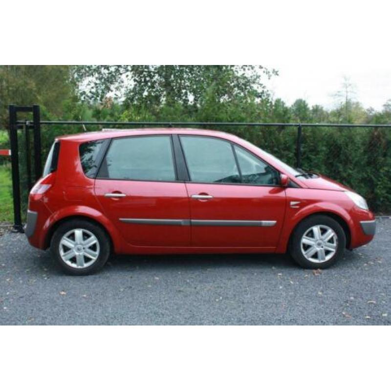 Renault Scénic 2.0-16V Privilège Luxe AUTOMAAT AC APK03-2021