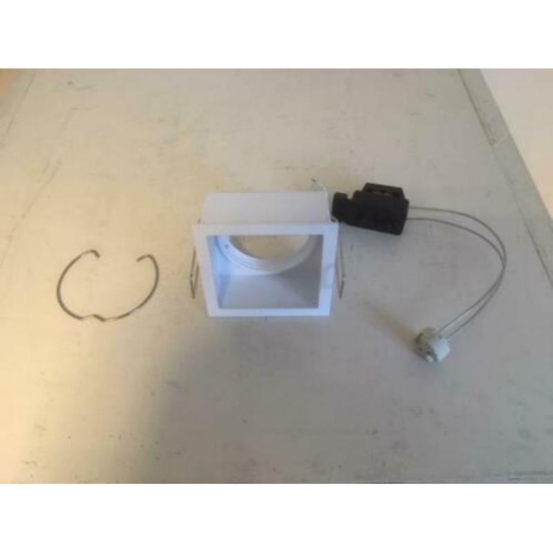 438. Inbouwspotjes Delta Light Carree Downlight star