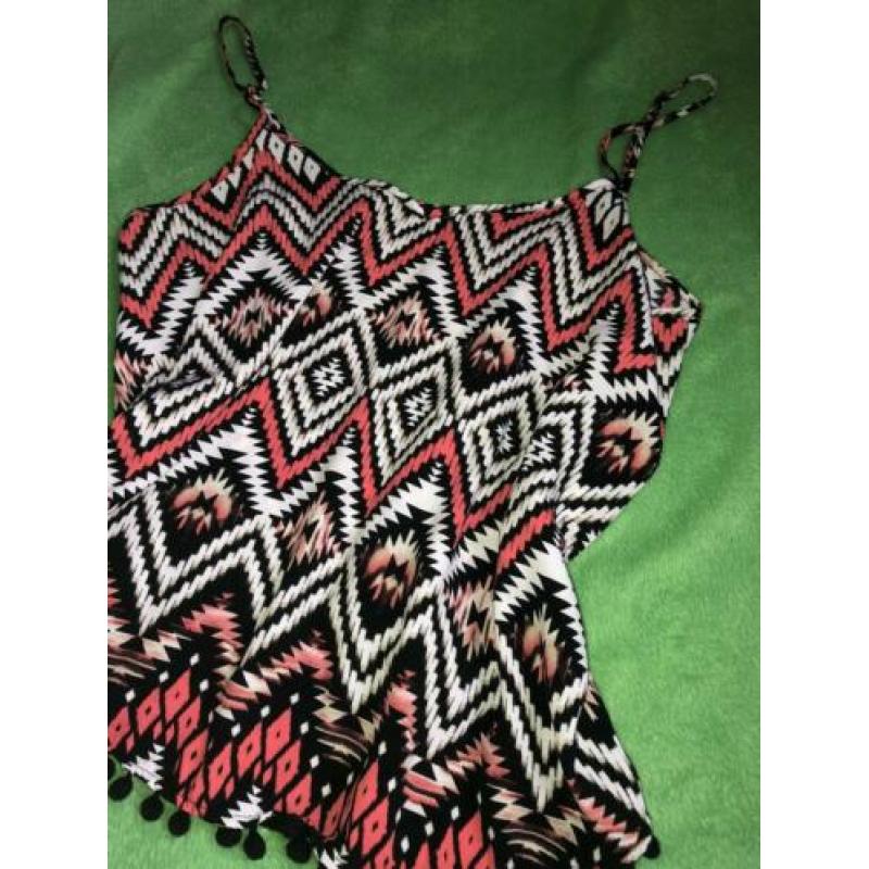 Kleurrijk: blouse. Maat L. ZGAN