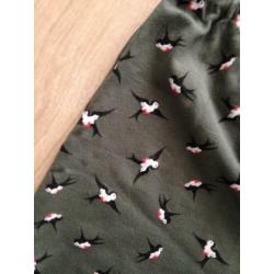 Nieuw rok olijf groen met vogel print mt 42